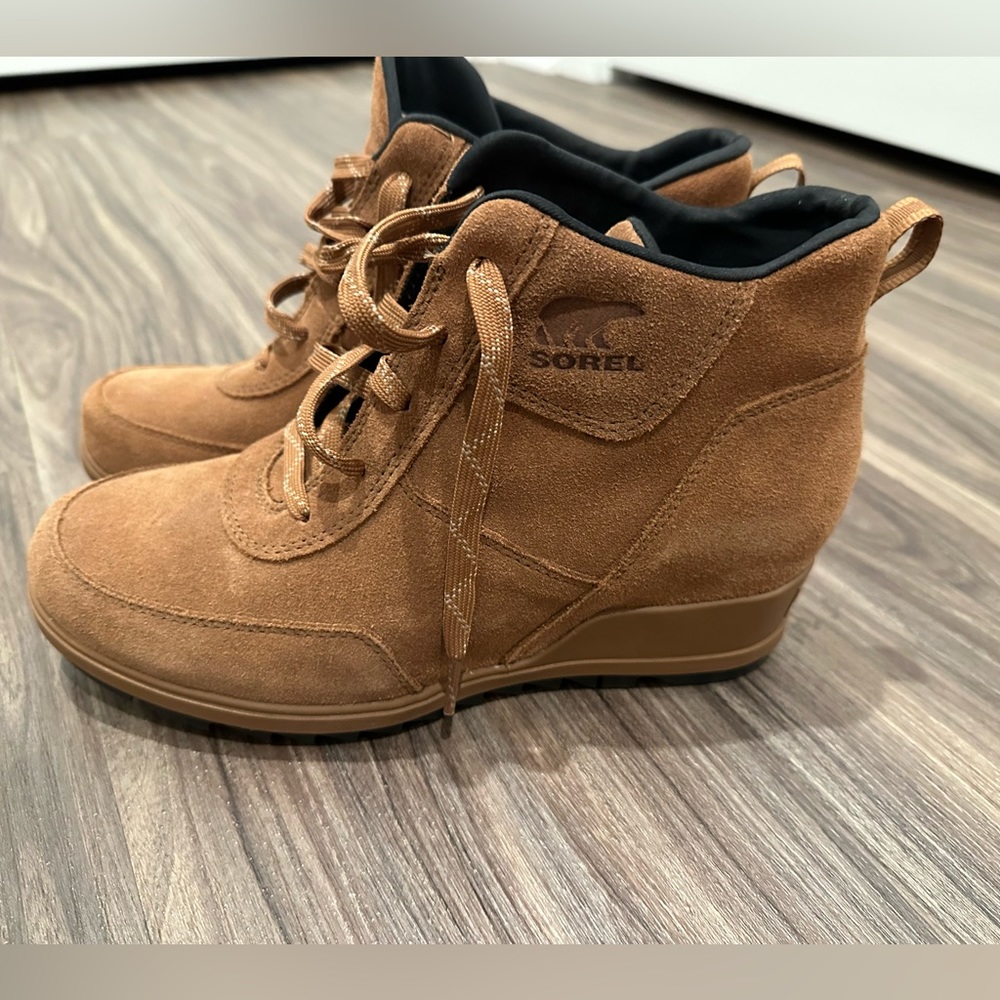 NEW Sorel Womens Evie Sport Lace Pull On Ankle Boot Velvet Tan Size 9 NWT